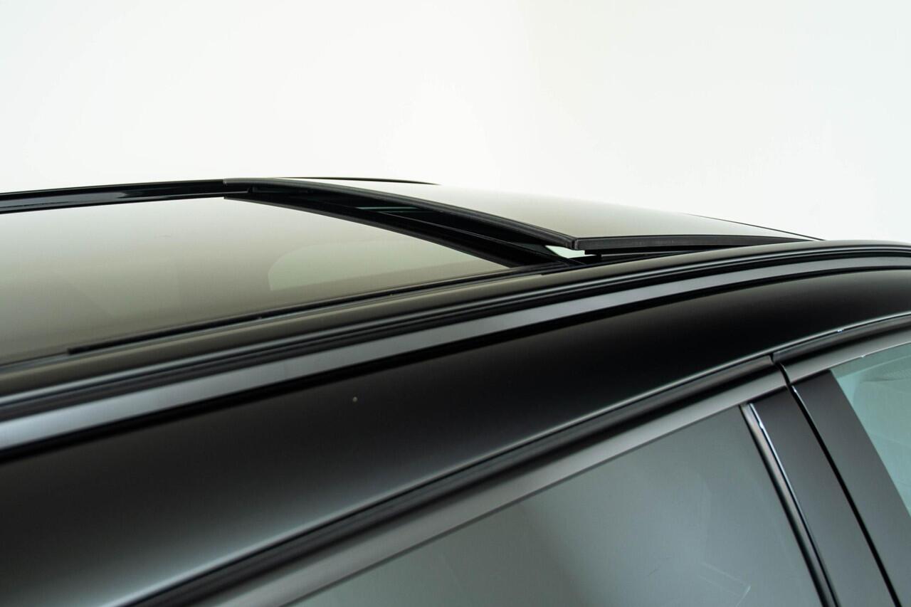 BMW 2-SERIE Active Tourer 225e xDrive M Sport - Panoramadak - Getinte Ruiten - Head up - Driving Assistant Professional - Elektrisch verwarmde voorstoelen - Sportstoelen - Grootlichtassistent - Automatisch dimmende binnenspiegel -