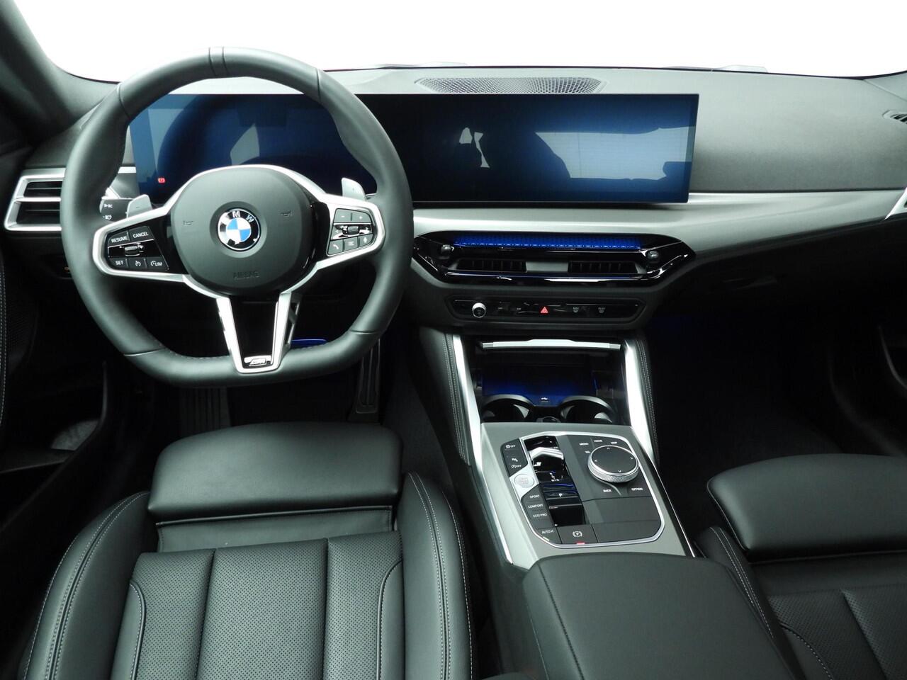 BMW 2-SERIE Coupé 230i | M-Sportpakket | LED | Navigatie | Sportstoelen | Stoelverwarming | Keyles go | DAB | Alu 18 inch