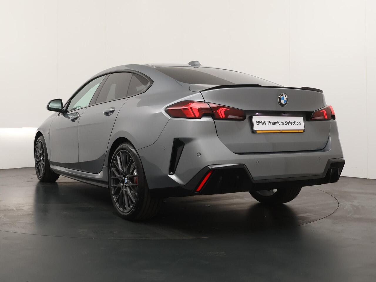 BMW 2-SERIE Gran Coupé 223 xDrive | M-Sport | Comfort Access | Harman Kardon | Adaptive Cruise | Stoelverwarming