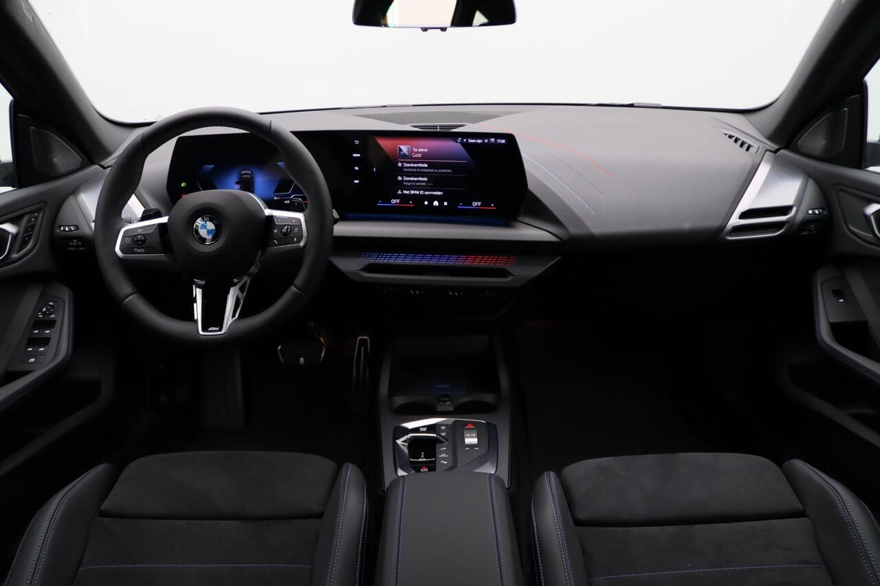 BMW 2-SERIE Gran Coupé 220 M Sportpakket | Premium Pack | Achteruitrijcamera | Elektrisch Verstelbare Sportstoelen | Driving Assistant Plus | Harman Kardon | 19''