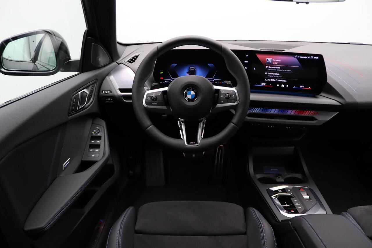 BMW 2-SERIE Gran Coupé 220 M Sportpakket | Premium Pack | Achteruitrijcamera | Elektrisch Verstelbare Sportstoelen | Driving Assistant Plus | Harman Kardon | 19''