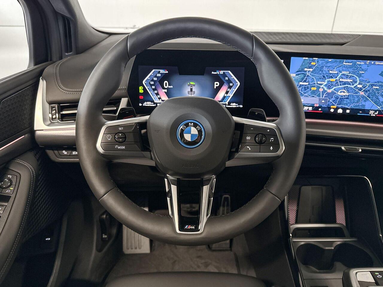 BMW 2-SERIE Active Tourer 225e xDrive | Selections | Stuurwielrand verwarmd | Glazen panoramadak