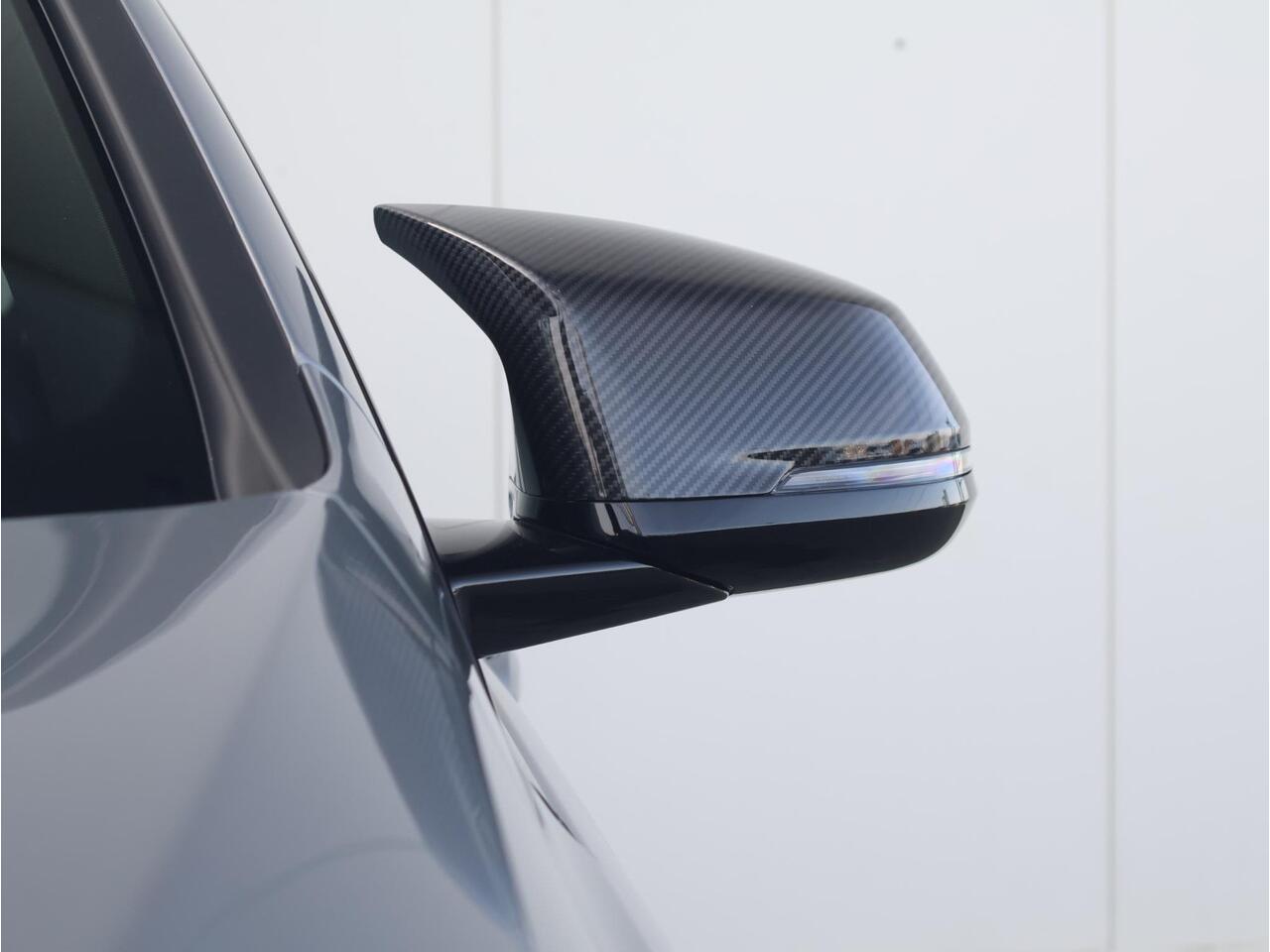 BMW 2-SERIE 220 Gran Coupé M-performance 19 inch lichtmetalen velgen, carbon delen, side skirts, spoilers, etc