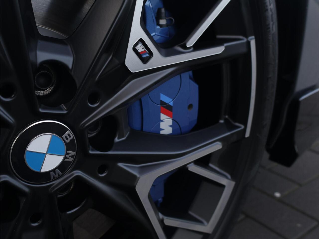 BMW 2-SERIE 220 Gran Coupé M-performance 19 inch lichtmetalen velgen, carbon delen, side skirts, spoilers, etc