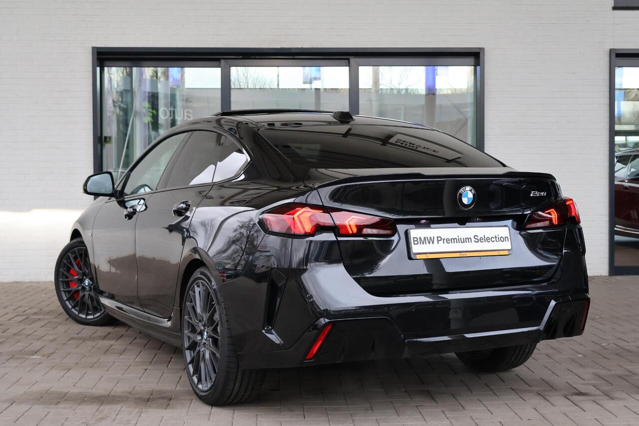 BMW 2-SERIE 220 Gran Coupé | M Sportpakket Pro | Innovation Pack | Panorama Dak | Ekris Selection