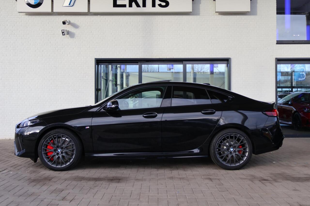 BMW 2-SERIE 220 Gran Coupé | M Sportpakket Pro | Innovation Pack | Panorama Dak | Ekris Selection