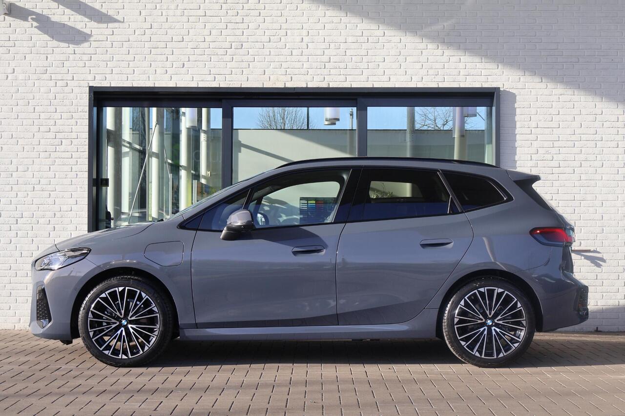 BMW 2-SERIE 225e xDrive Active Tourer | M Sportpakket | Innovation Pack | Comfort Pack | Travel Pack | Ekris Selection