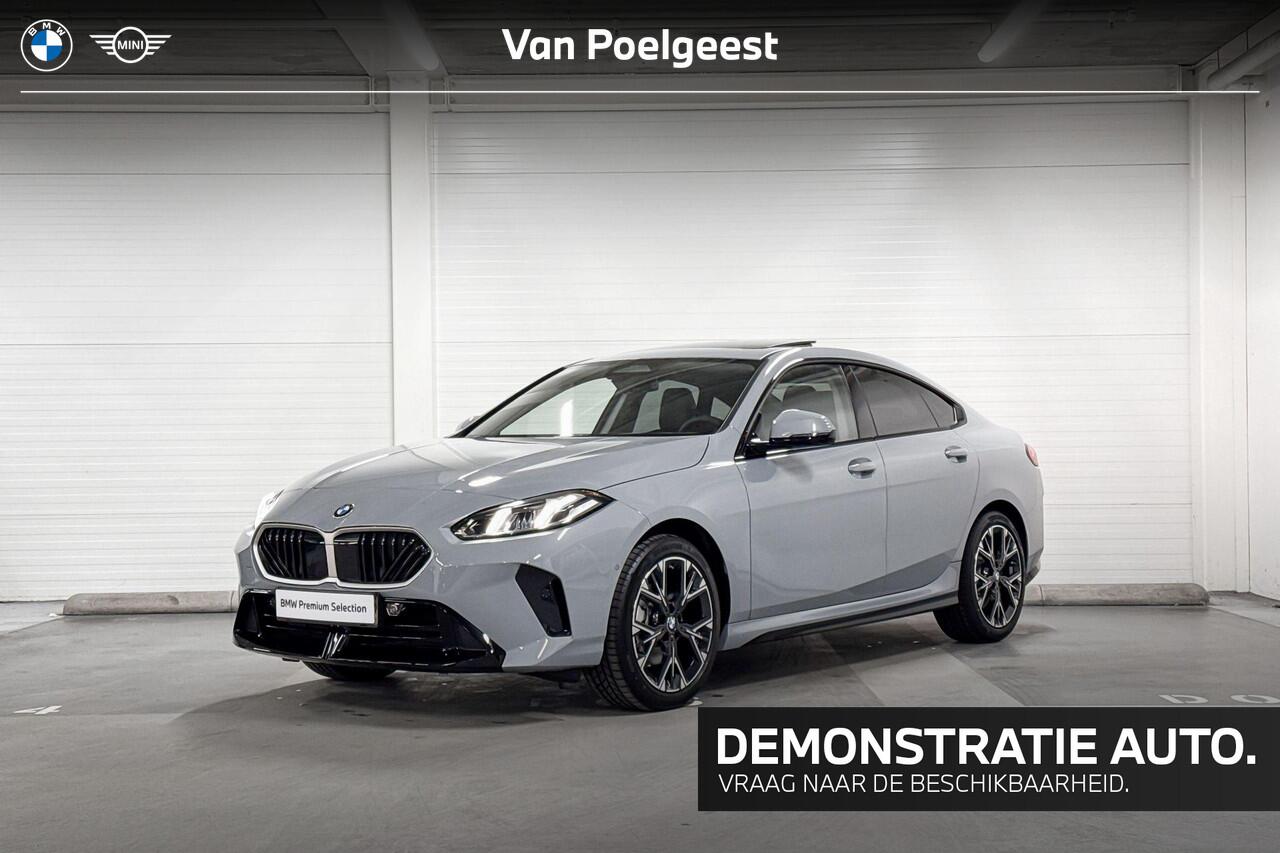 BMW 2-SERIE Gran Coupé 220 | M-Sport Design | Driving Assistant | Harman/Kardon | Panoramadak