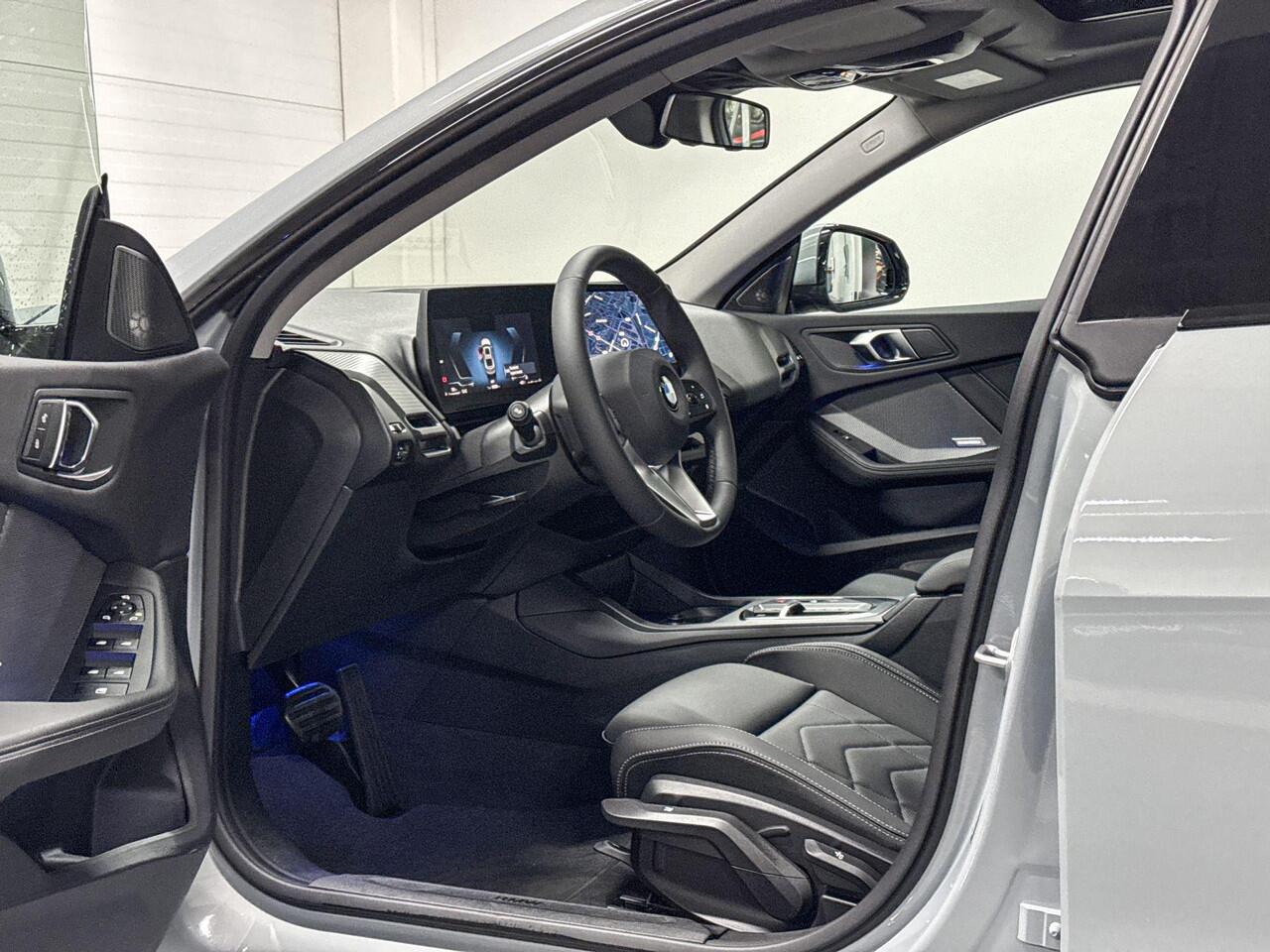 BMW 2-SERIE Gran Coupé 220 | M-Sport Design | Driving Assistant | Harman/Kardon | Panoramadak