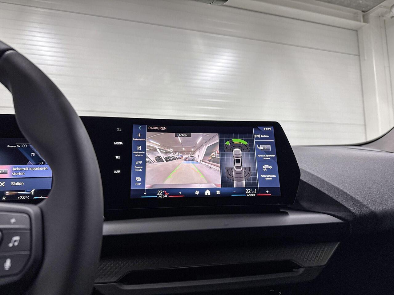 BMW 2-SERIE Gran Coupé 220 | M-Sport Design | Driving Assistant | Harman/Kardon | Panoramadak