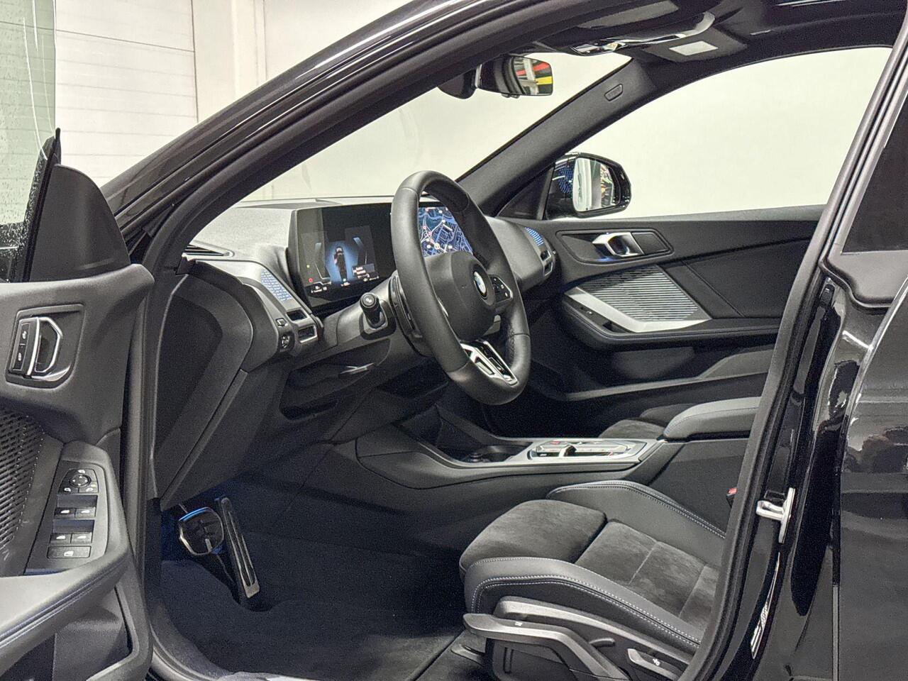 BMW 2-SERIE Gran Coupé 220 | M-Sport Pro | Premium Pack | Driving Assistant | Panoramadak | Comfort Access