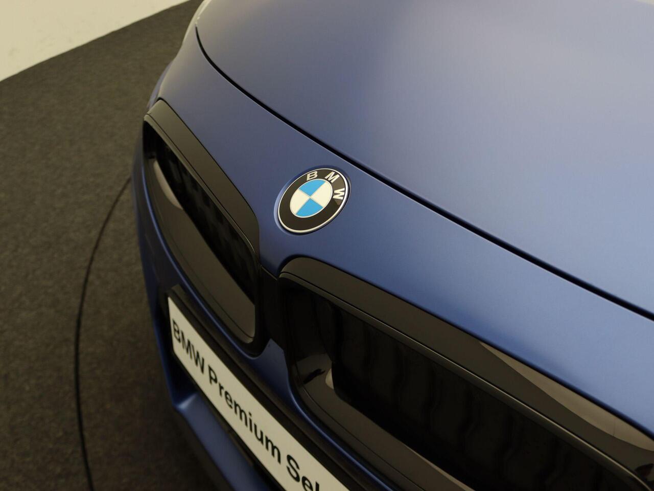 BMW 2-SERIE Coupé 218i M Sportpakket Pro | Premium Pack | Stuurwielrand Verwarmd | Achteruitrijcamera | Parking Assistant | HiFi | 19''