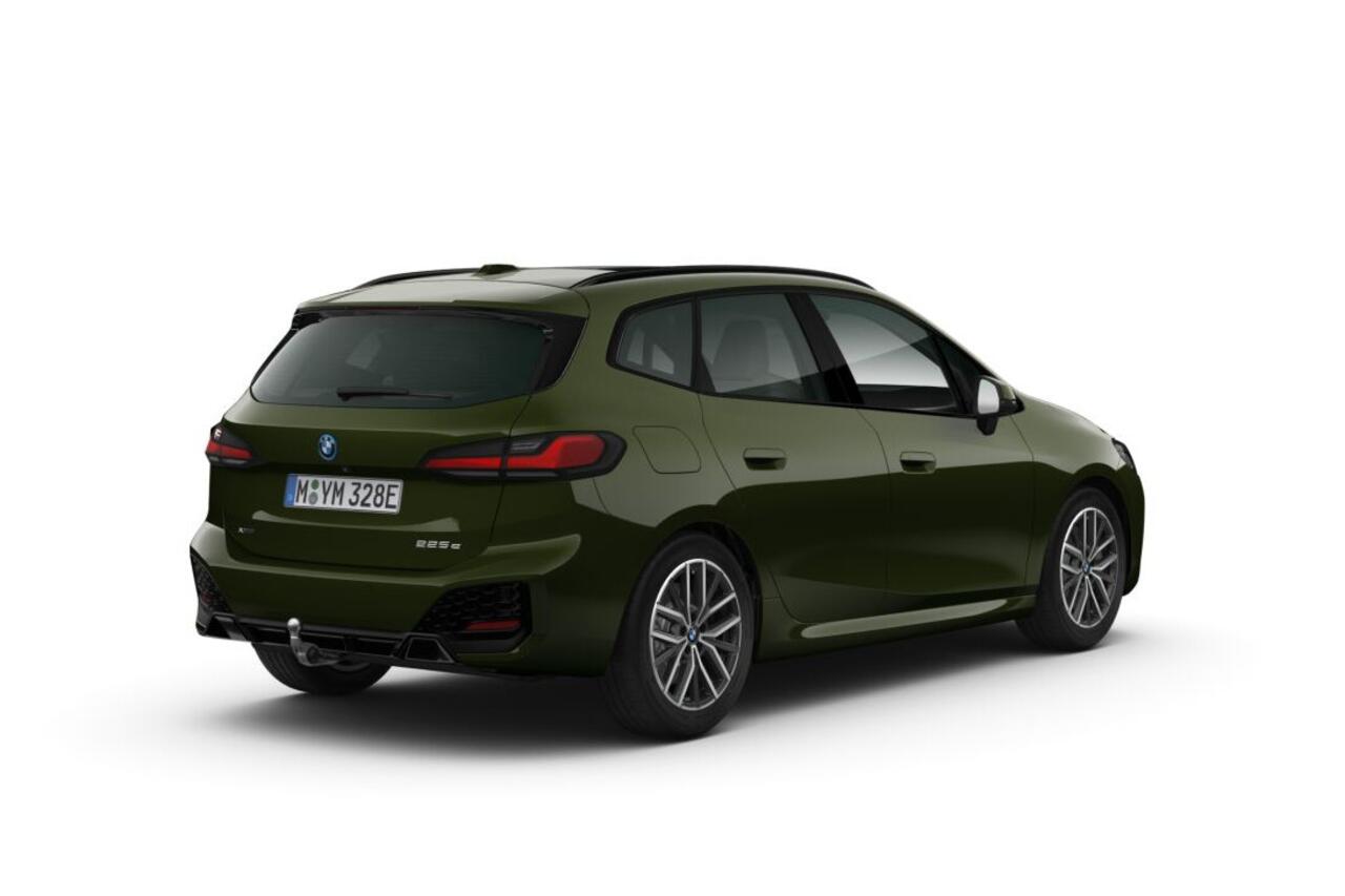 BMW 2-SERIE Active Tourer 225e xDrive | M Sportpakket | Premium Pack | Travel Pack | Trekhaak