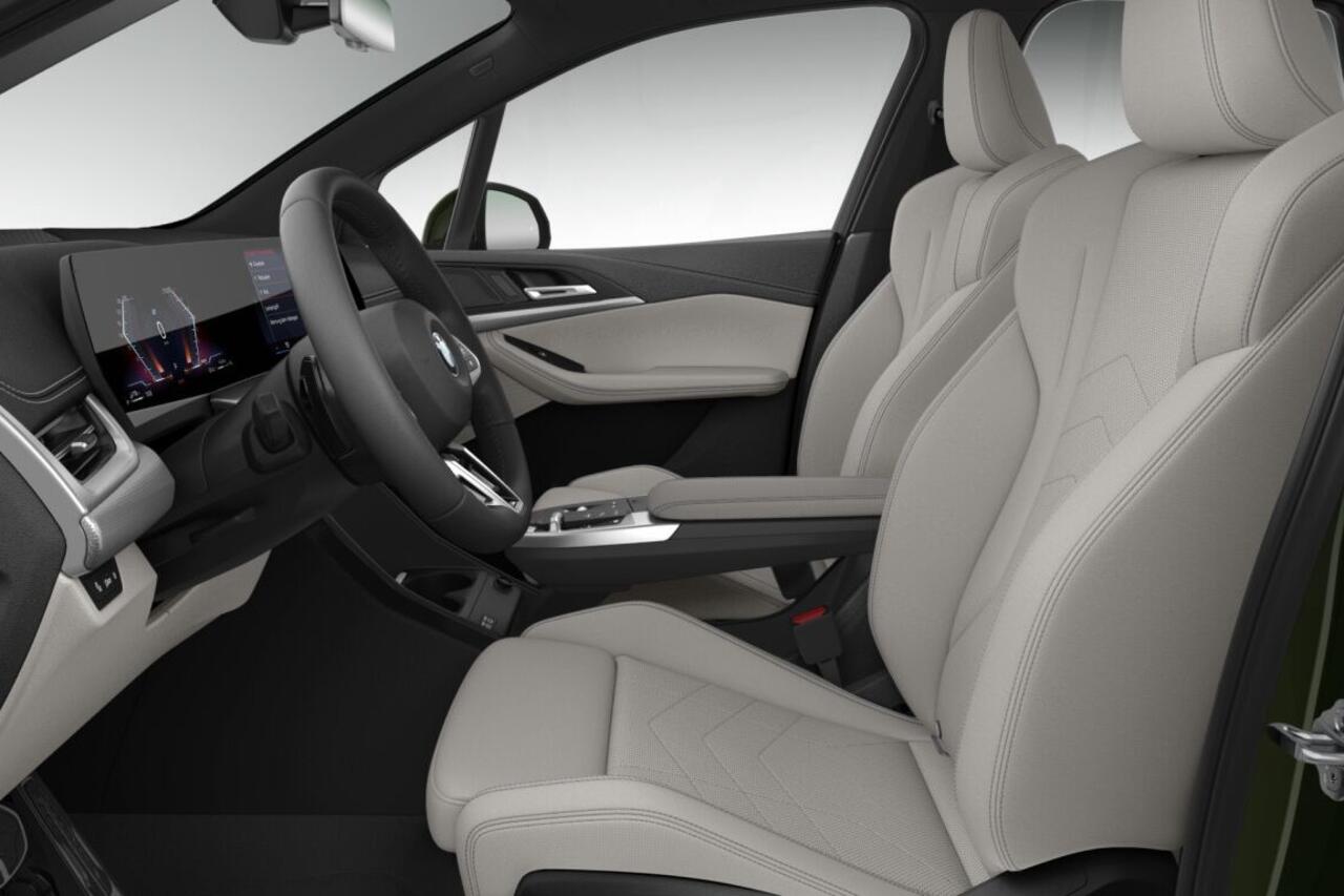 BMW 2-SERIE Active Tourer 225e xDrive | M Sportpakket | Premium Pack | Travel Pack | Trekhaak