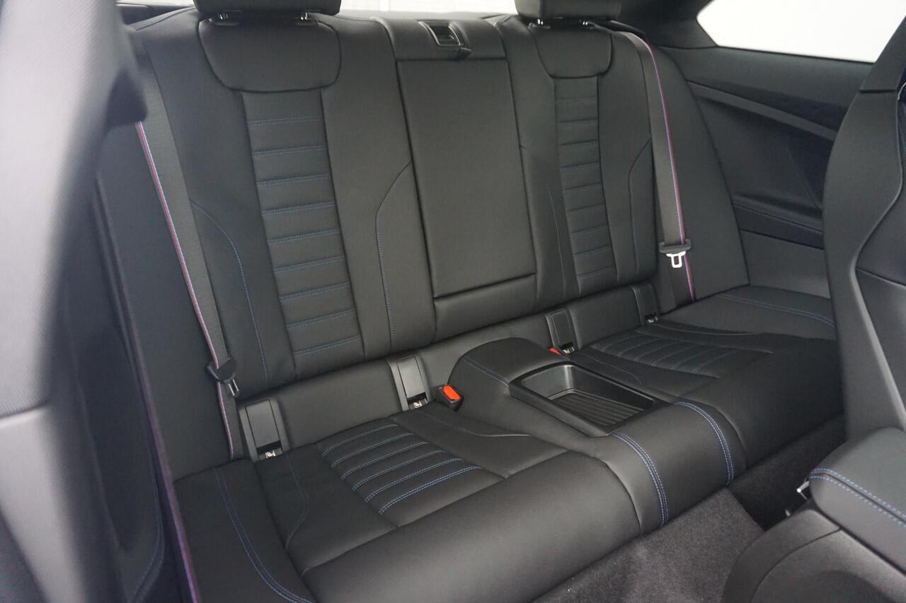 BMW 2-SERIE Coupé 220i M Sportpakket Pro 20'' / Harman Kardon / M Sportstoelen / Schuif-/kanteldak / Stuurwielrand verwarmd / Ekris Selection