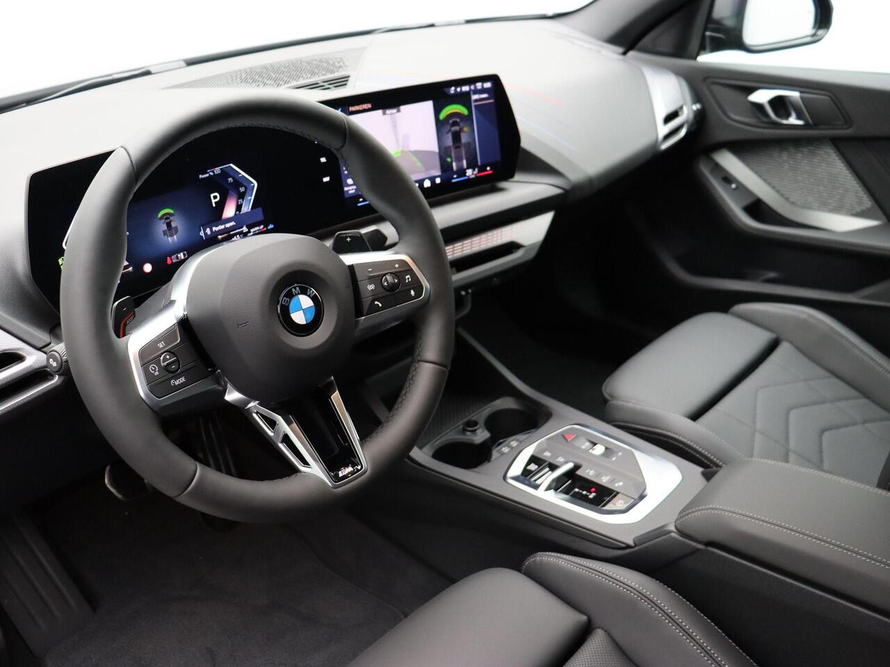 BMW 2-SERIE Gran Coupé 220 M Sportpakket | Driving Assistant Plus | Stuurwielverwarming | 19"