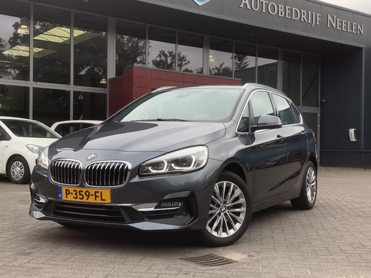 BMW 2-SERIE ACTIVE TOUR. 218i AUT. Business Edition Plus I panorama I leder