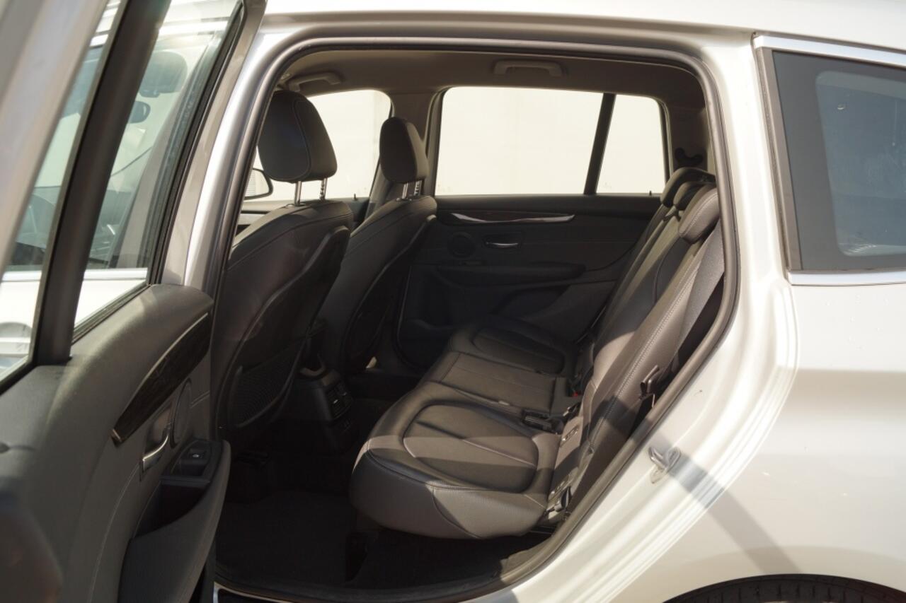 BMW 2-SERIE GRAN TOURER 218i Automaat High Executive Edition 5persoons -LEER-