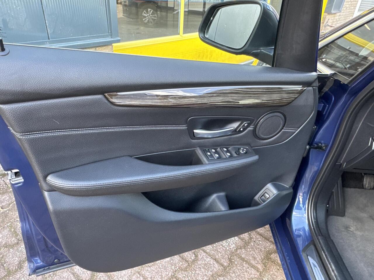 BMW 2-SERIE GRAN TOURER 216i 7p. Business Edition Plus 12 maanden BOVAG garantie.