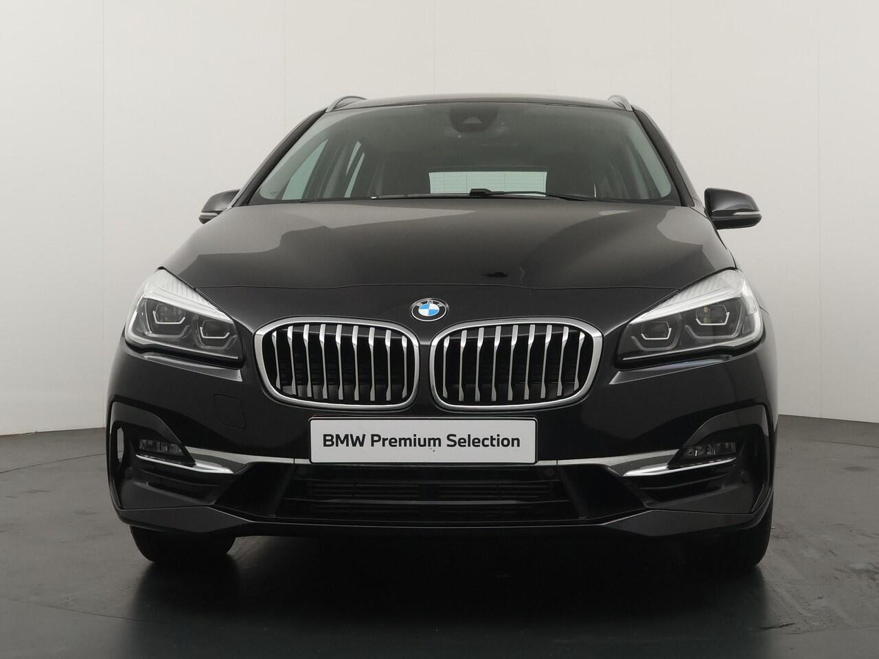 BMW 2-SERIE GRAN TOURER 220i 7p. Executive Edition | Luxury line | Safety Pack | Trekhaak |