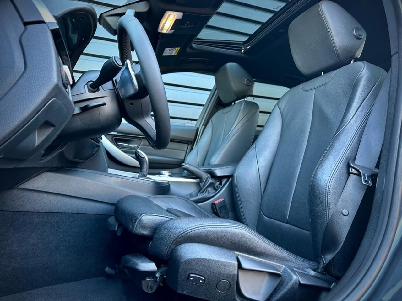 BMW 3-SERIE 320i M-PERFORMANCE DAK|VIRTUAL|HK|CAMERA|CARPLAY