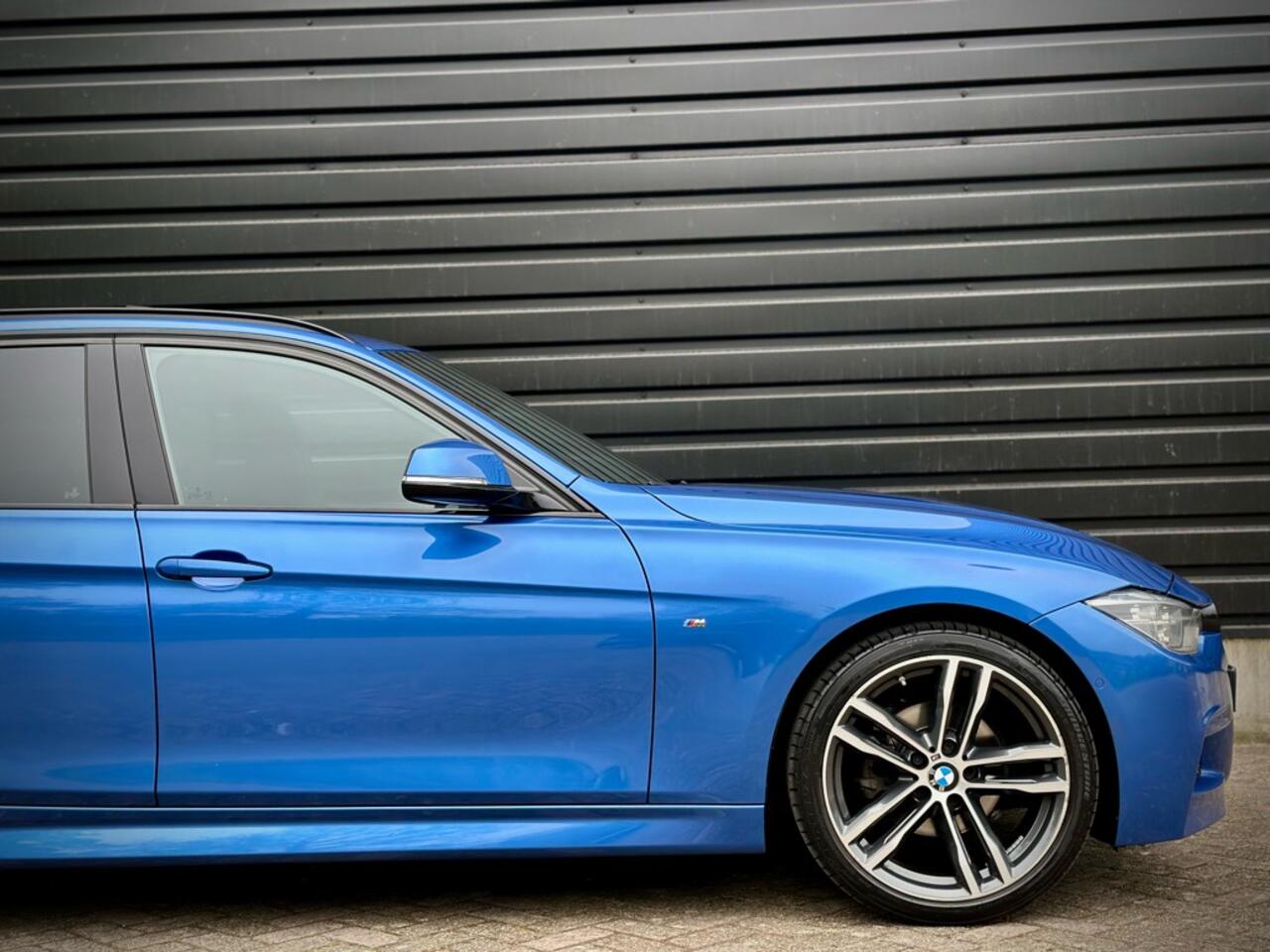 BMW 3-SERIE 320i M-SPORT PANO|VIRTUAL|HiFi|CAM|HAAK