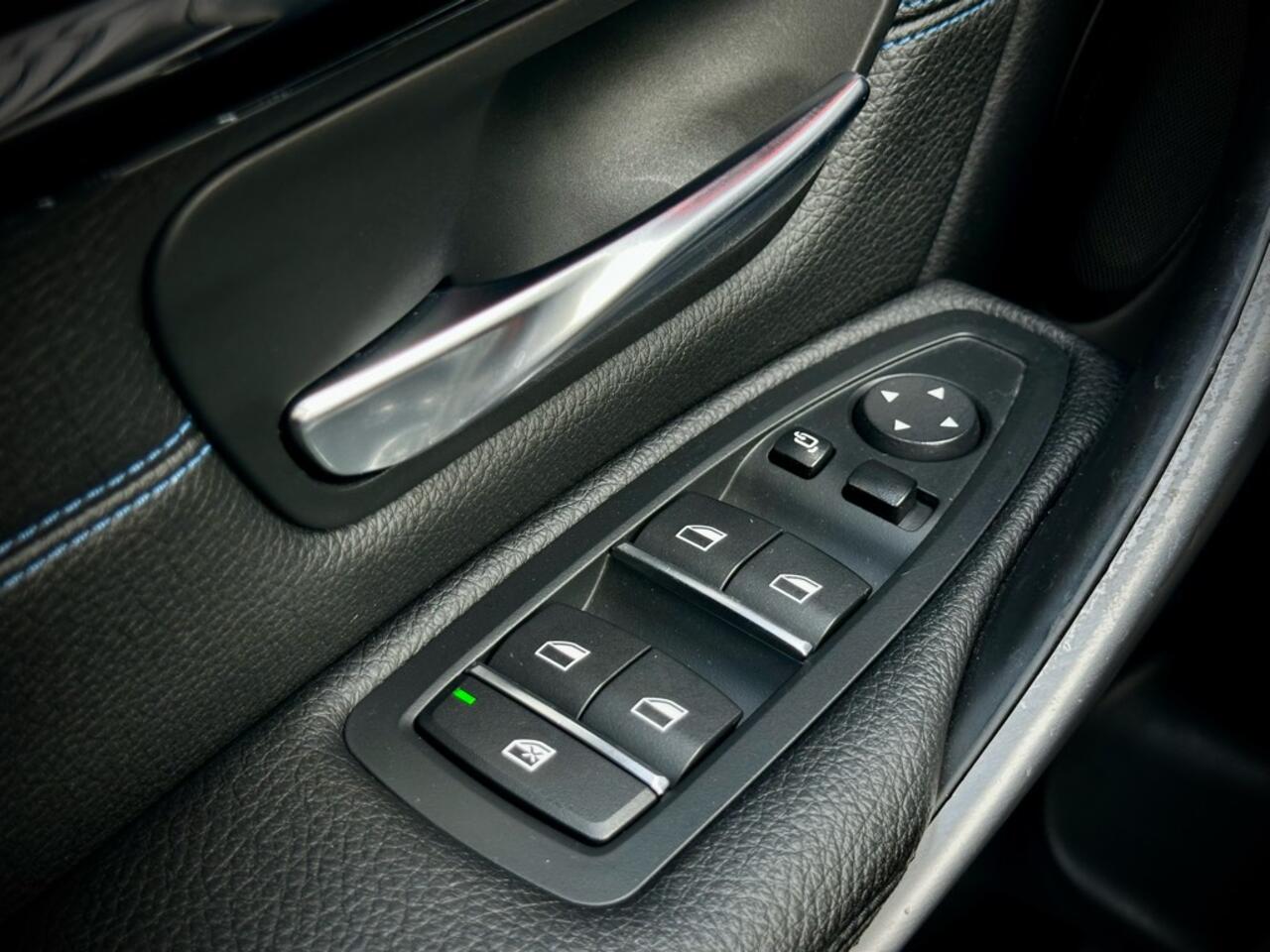 BMW 3-SERIE 320i M-SPORT PANO|HEADUP|VIRTUAL|CAM|HiFi