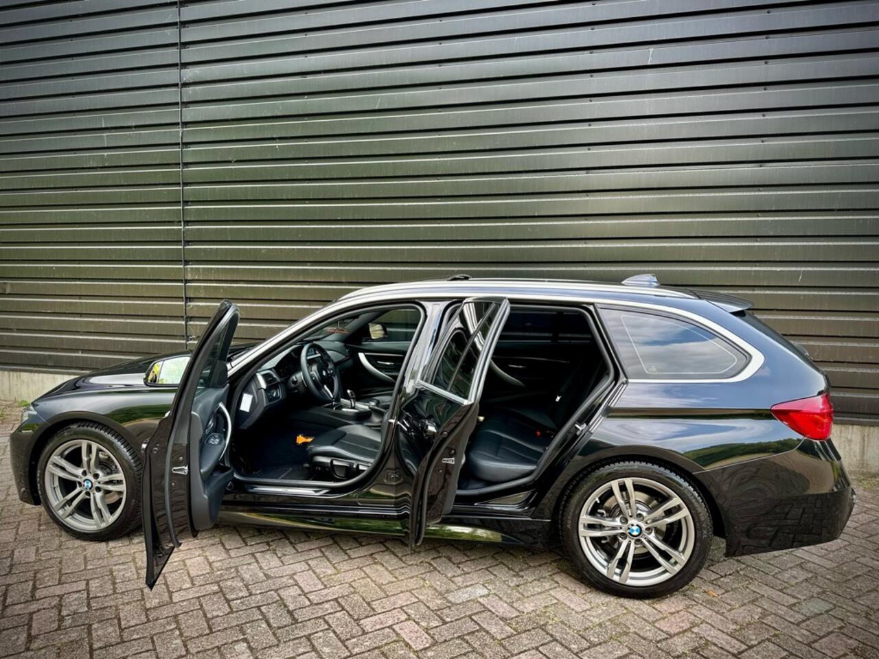 BMW 3-SERIE 320i M-SPORT PANO|HEADUP|VIRTUAL|CAM|HiFi