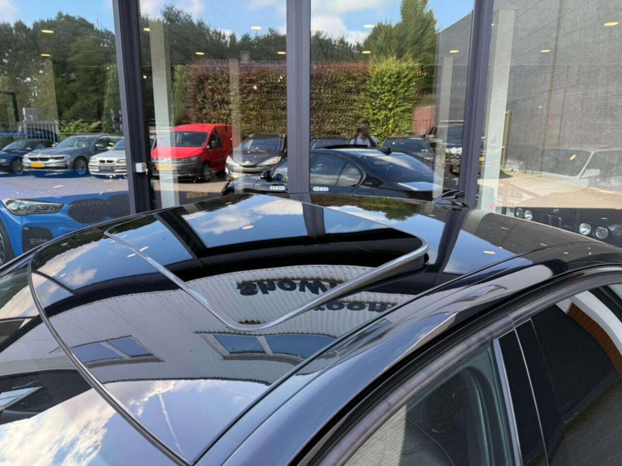 BMW 3-SERIE 330e M-Sport,Schuifdak,Leer,LED,Lane Ass.,NaviPro,Clima,Dealer OH