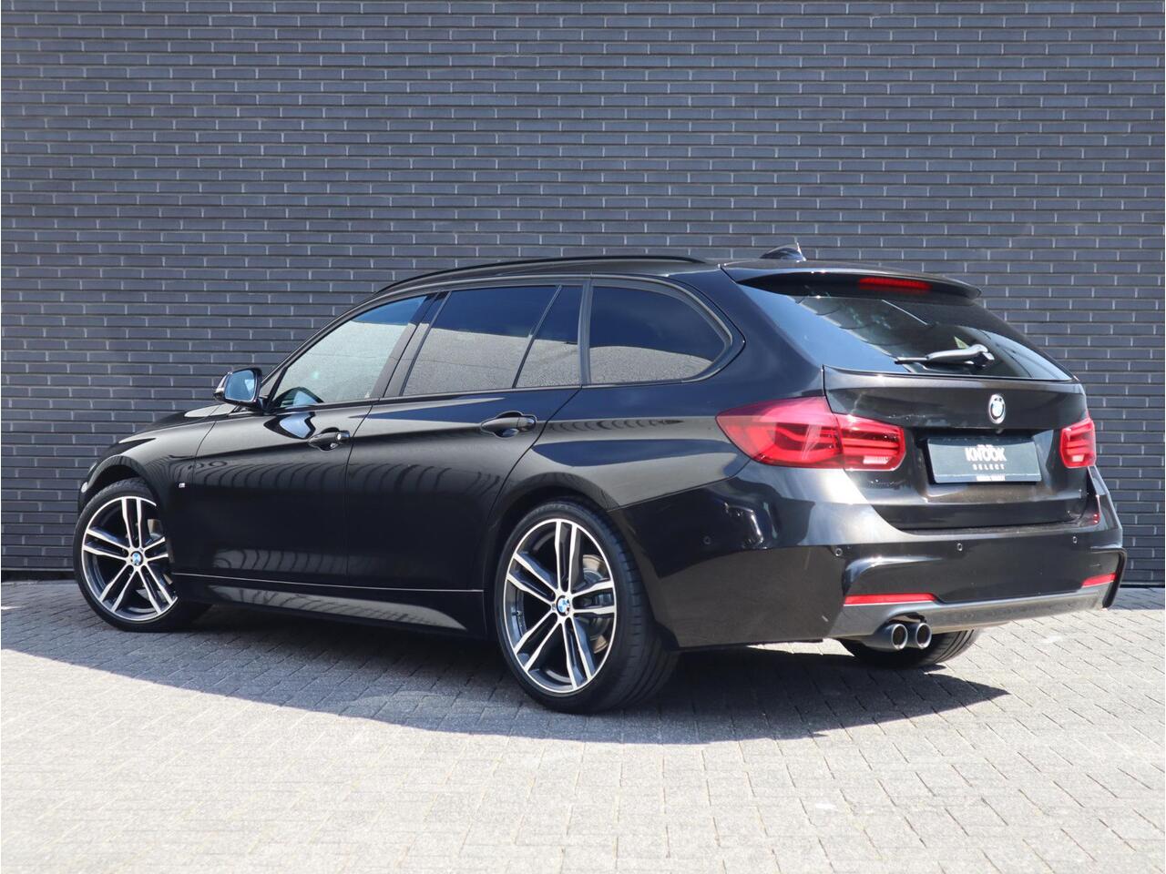 BMW 3-SERIE Touring 320i Edition M Sport Shadow Executive Panodak / Camera / Sportleder