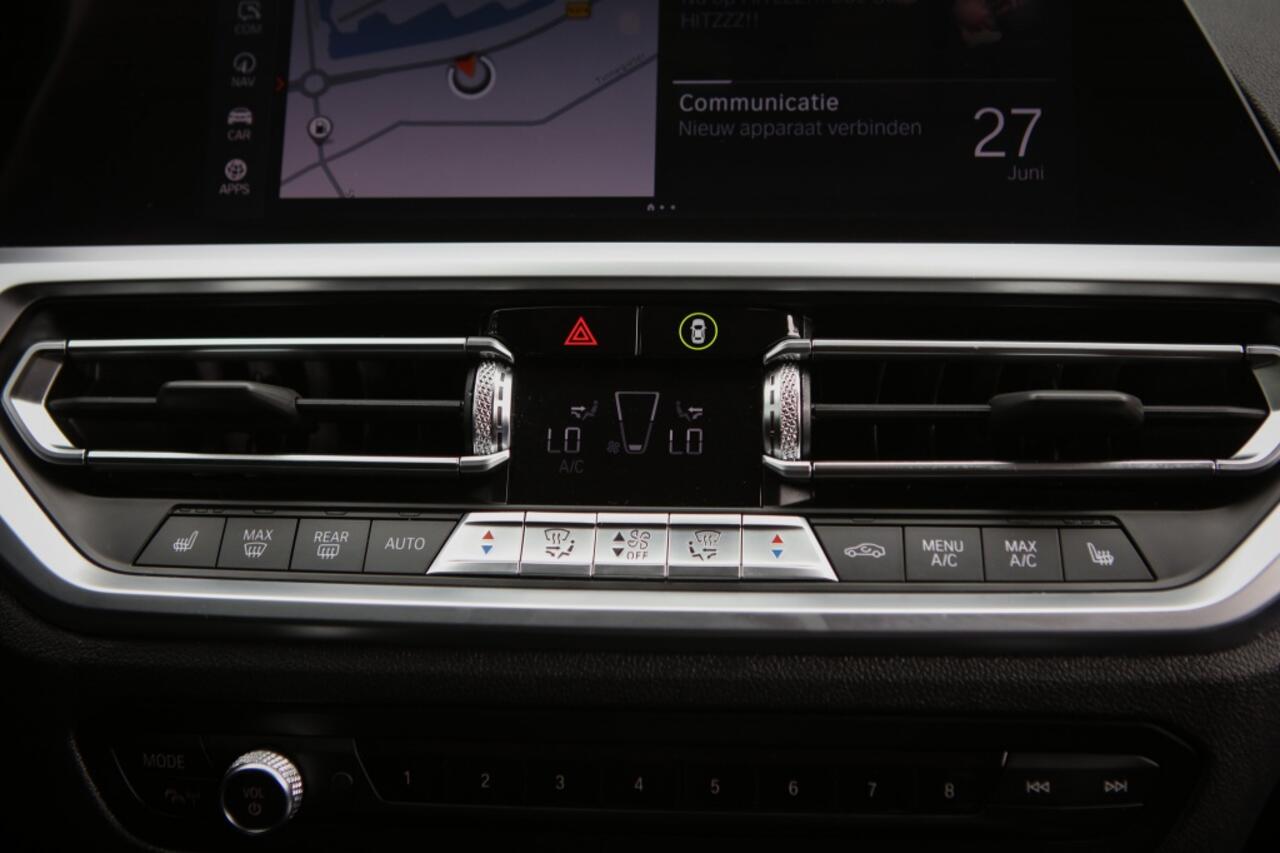 BMW 3-SERIE 320i High Executive