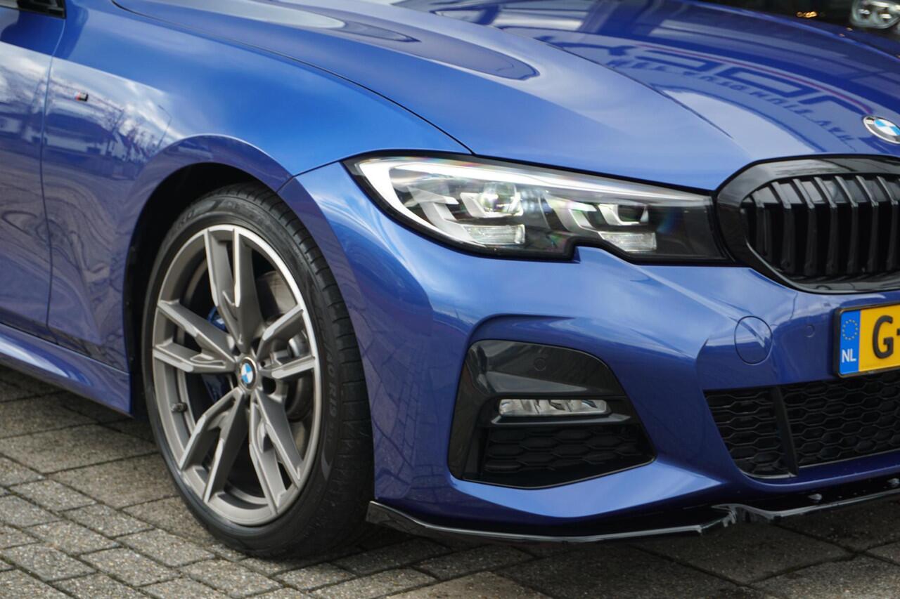 BMW 3-SERIE 320i Executive Edition | M pakket | H&K | Trekhaak