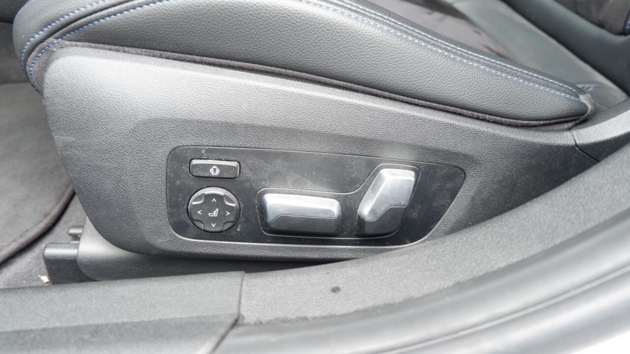 BMW 3-SERIE M340ix High Exec. Laser/Head-up/Pano/H&K