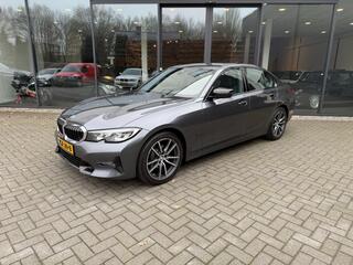 bmw-3-serie-320i-sportline,leer,led