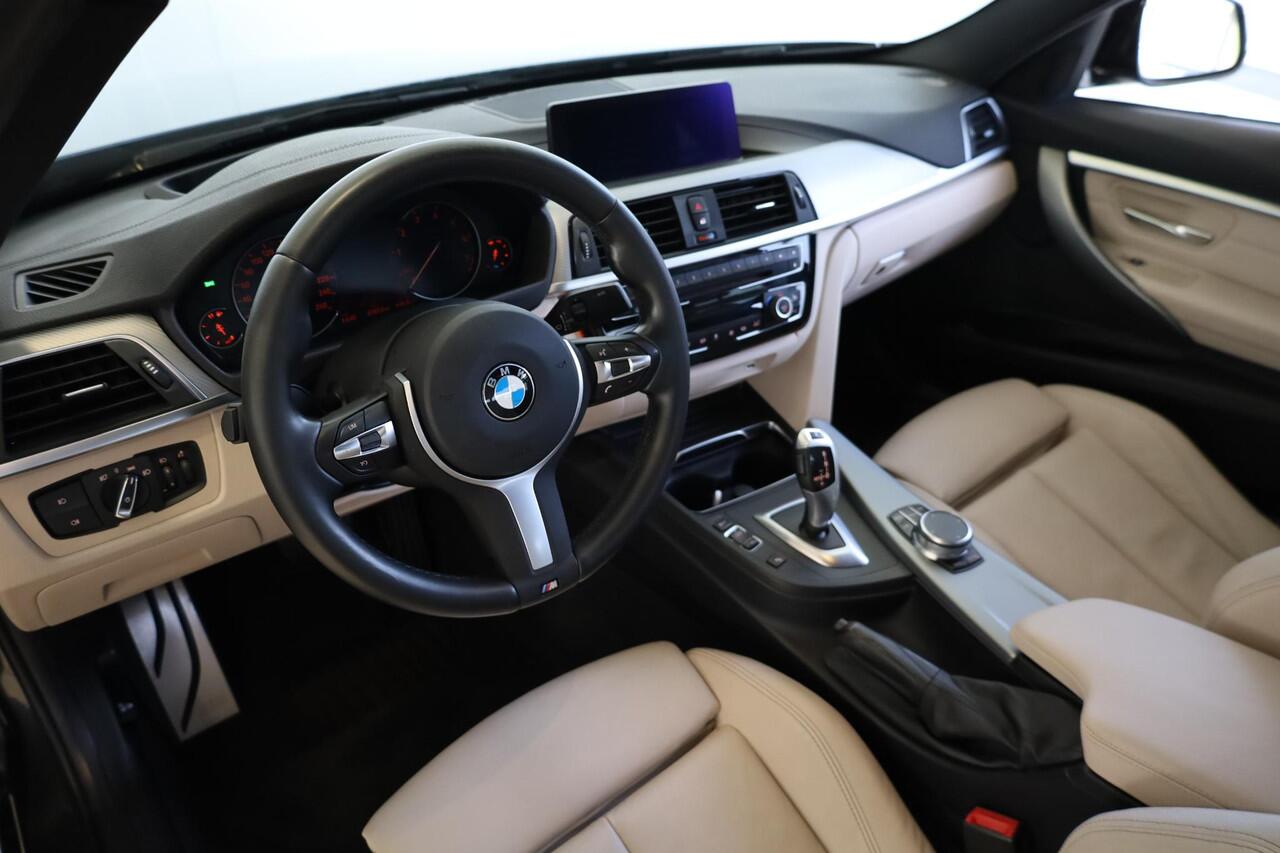 BMW 3-SERIE Sedan 318i Executive | M Sport | 19 inch | M Sportremsysteem | Achteruitrijcamera | Getint glas | Navi Pro | Head-Up |