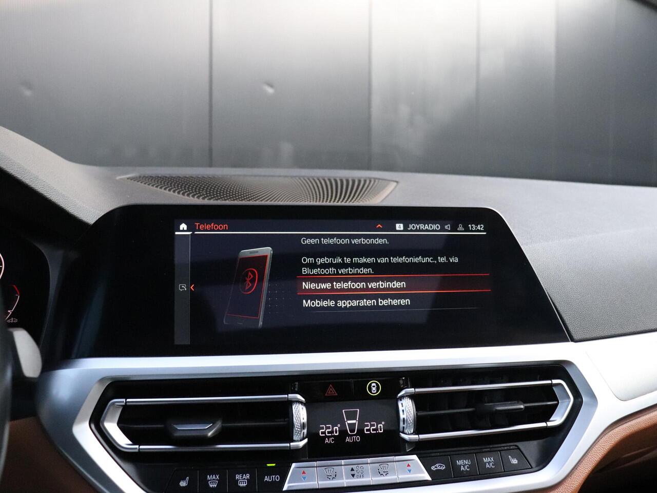 BMW 3-SERIE Touring 330i High Executive Edition | M SPORT | LEDER | PANO-DAK | 360° CAMERA | CRUISE | APPLE CARPLAY | STOELVERW. |