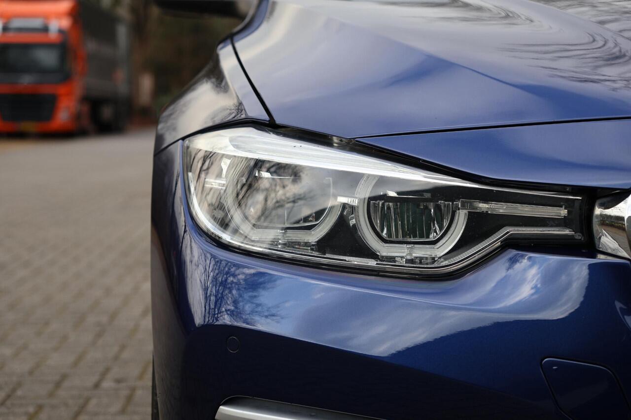 BMW 3-SERIE 318i Luxury Edition AUT | Leder | Navi Pro | LED | Camera | Stoelverwarm. | Hifi | Clima | Alarm kl.3 | PDC v+a | Etc.