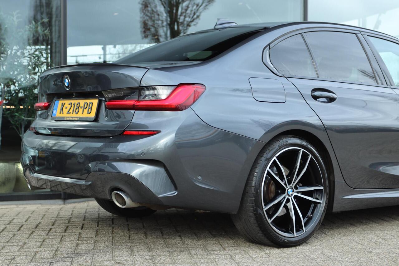 BMW 3-SERIE 320I HIGH EXECUTIVE M-SPORT | SHADOWLINE | MAXTON | CARPLAY | ADAPT. CRUISE | LED | CAMERA | AMBIENT LIGHT