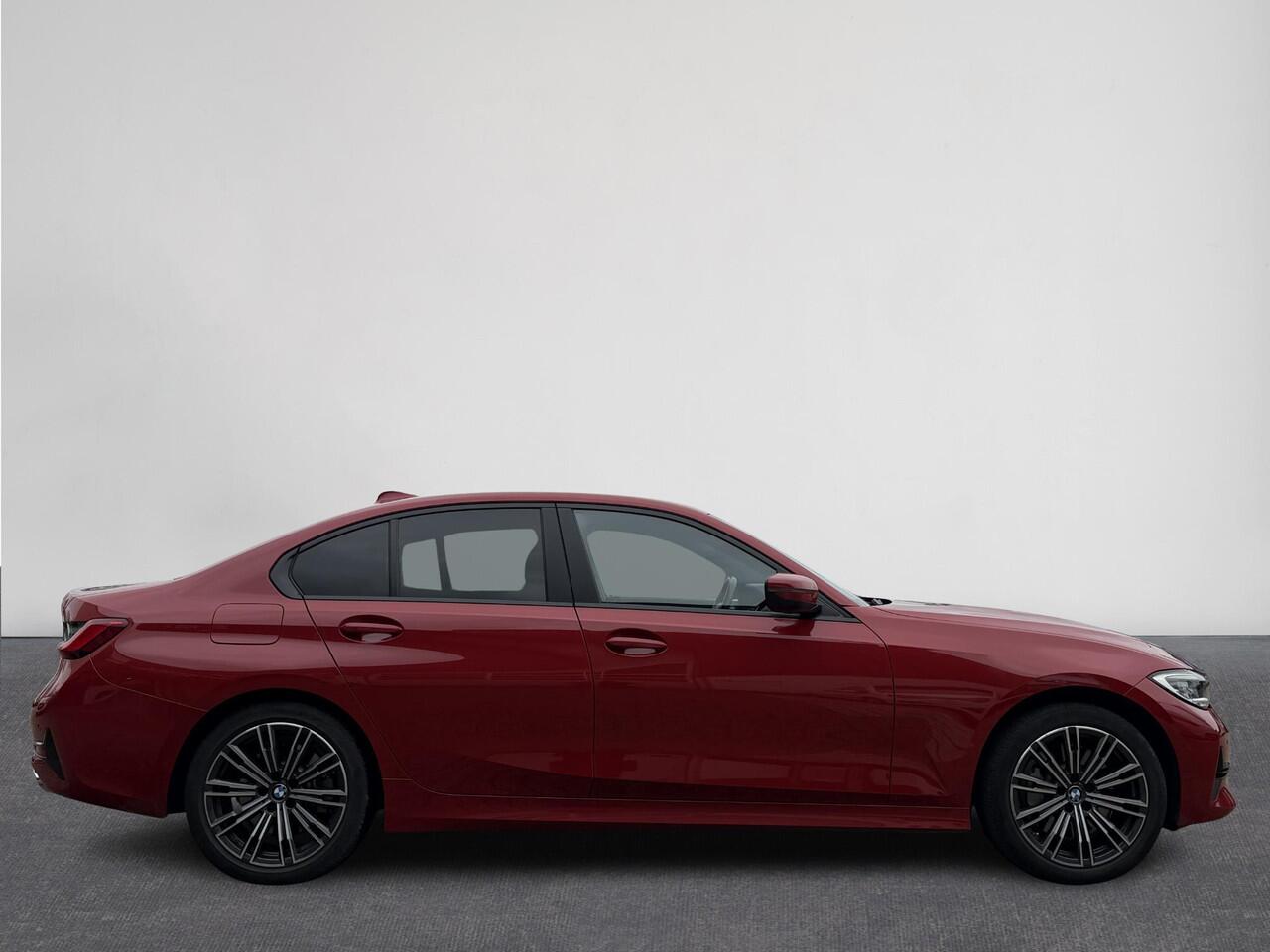 BMW 3-SERIE 330e High Executive | Laser | Harman Kardon | Leer + Memory | HUD | ACC | Stoelverw. ( Vestiging - Nieuwegein)