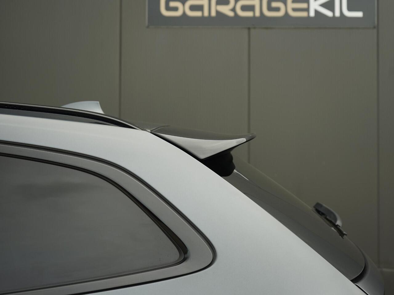 BMW 3-SERIE Touring 340i xDrive M Sport Edition First edition / 1 van 340 / 2e eig / Individual / Pano / Merino / Carbon / Laser / M performance / Head up / Harman/Kardon