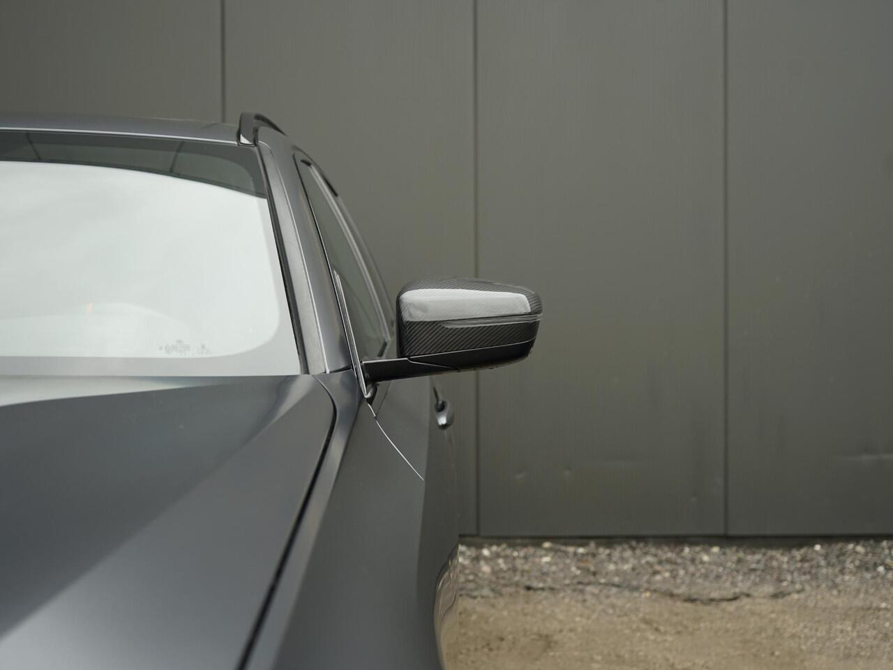BMW 3-SERIE Touring 340i xDrive M Sport Edition First edition / 1 van 340 / 2e eig / Individual / Pano / Merino / Carbon / Laser / M performance / Head up / Harman/Kardon