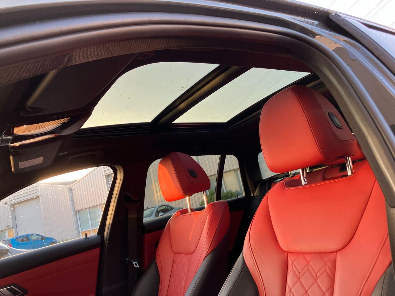 BMW 3-SERIE Touring 330e xDrive High Executive | LUXE VEEL OPTIES | Zeer nette staat | Tegen meerprijs interieur in zwart mogelijk |