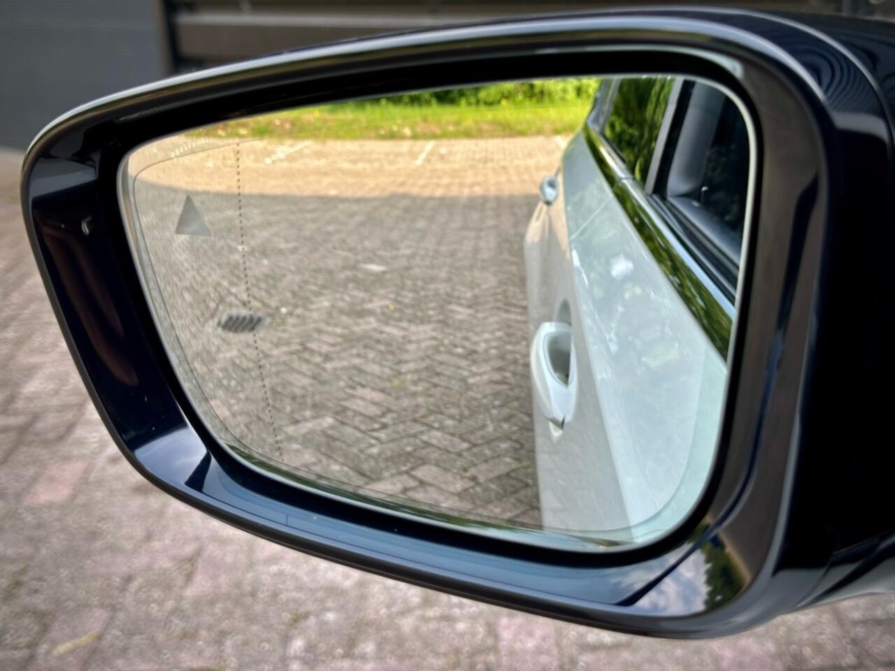 BMW 3-SERIE 330i M-PERFORMANCE DAK|HEADUP|360CAM|ACC|INDIVIDUAL