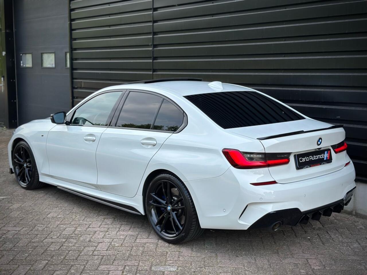 BMW 3-SERIE 330i M-PERFORMANCE DAK|HEADUP|360CAM|ACC|INDIVIDUAL