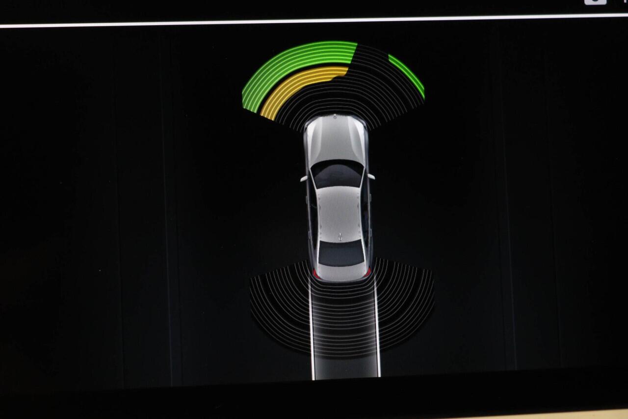 BMW 3-SERIE 330e M-Sport eDrive Edition | LEDER | DAB | APPLE | TREKHAAK | 19"