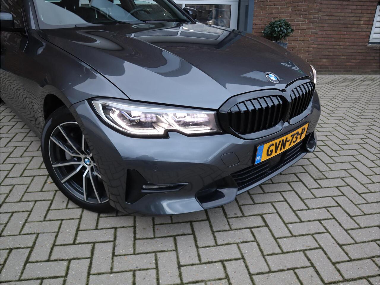 BMW 3-SERIE Touring 330i xDrive High Executive 4Wheel Drive