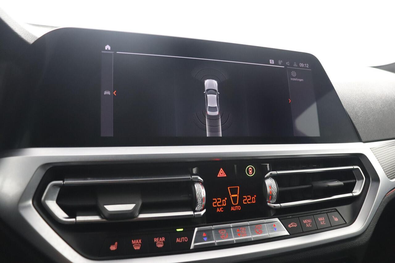 BMW 3-SERIE 330i High Executive M-Sportpakket | HiFi System | Stoelverwarming | M Sportonderstel