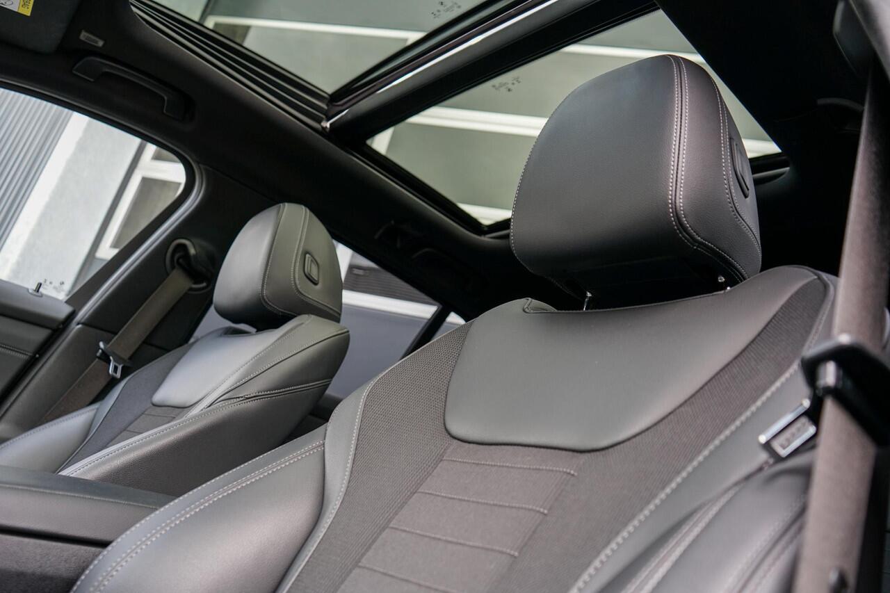 BMW 3-SERIE Touring 320d High Executive