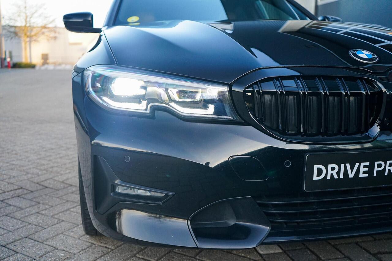 BMW 3-SERIE Touring 320d High Executive