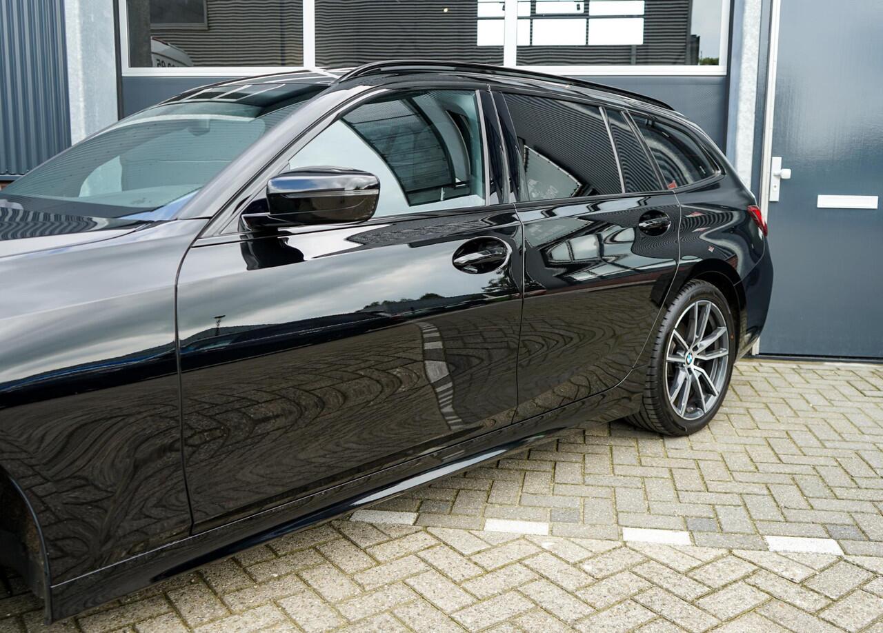 BMW 3-SERIE Touring 320d High Executive